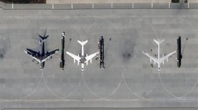 Rușii au ajuns să picteze avioane pe asfalt. Care este motivul